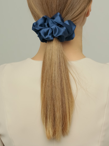 Комплект резинок для волос синего и черного цвета 2 шт.