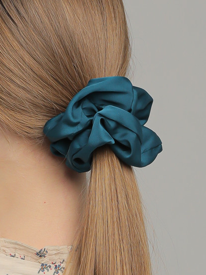 Резинка для волос темного сине-зеленого цвета